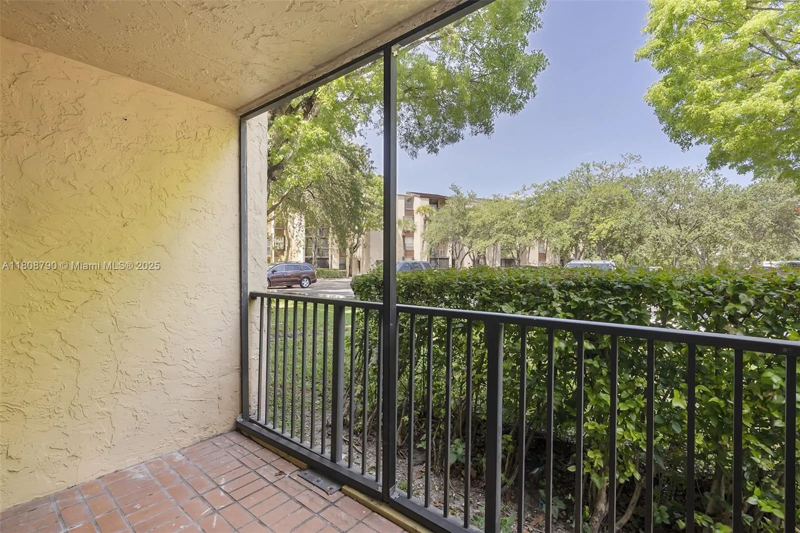 Miami, Florida 33186, United States, 2 Bedrooms Bedrooms, ,2 BathroomsBathrooms,Residential,Active,136643