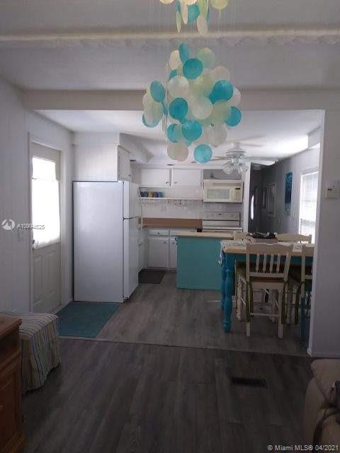 Tropical Breeze Estates - Residential