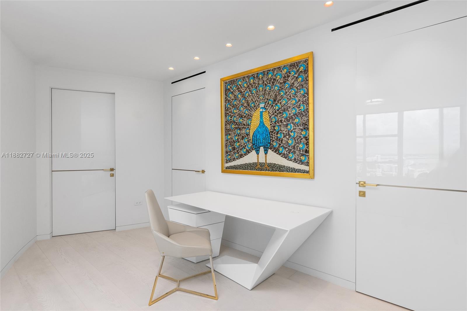 PORTOFINO TOWER CONDO - Residential