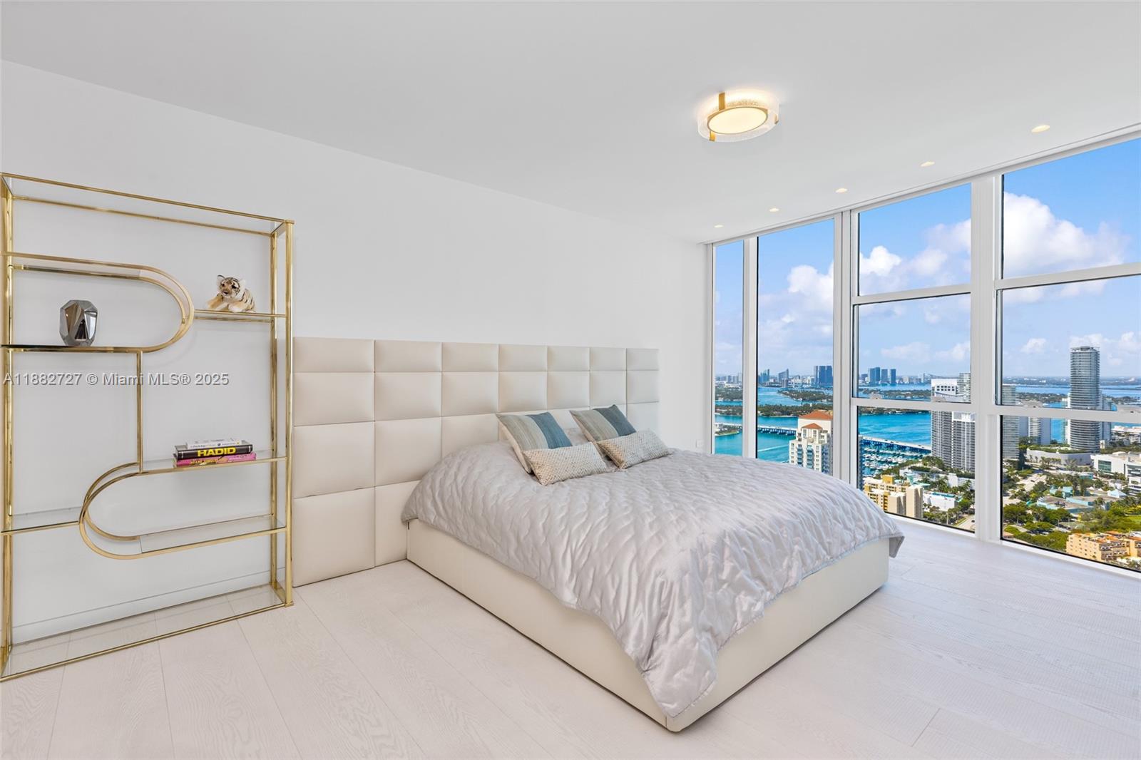 PORTOFINO TOWER CONDO - Residential