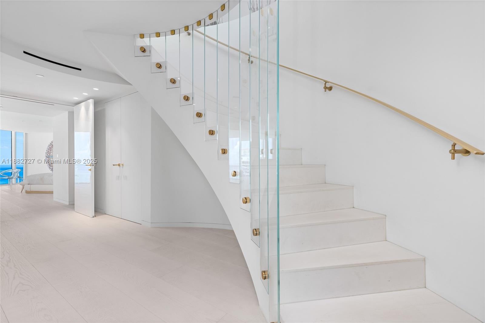 PORTOFINO TOWER CONDO - Residential