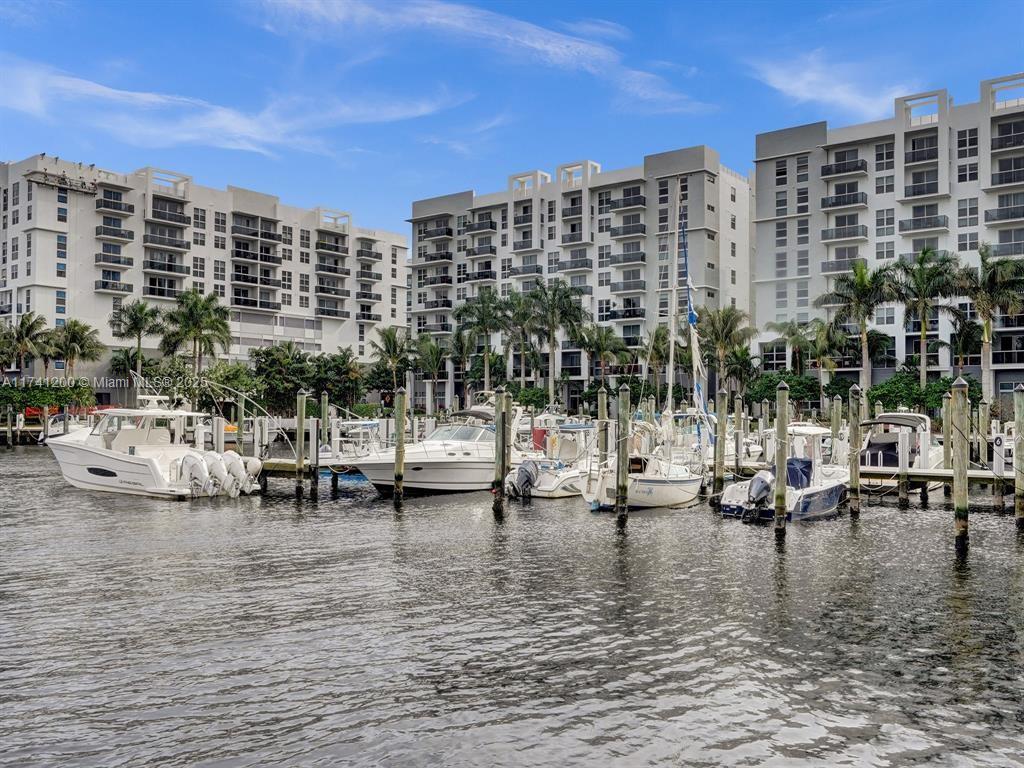 Tower at Port Royale - Residential