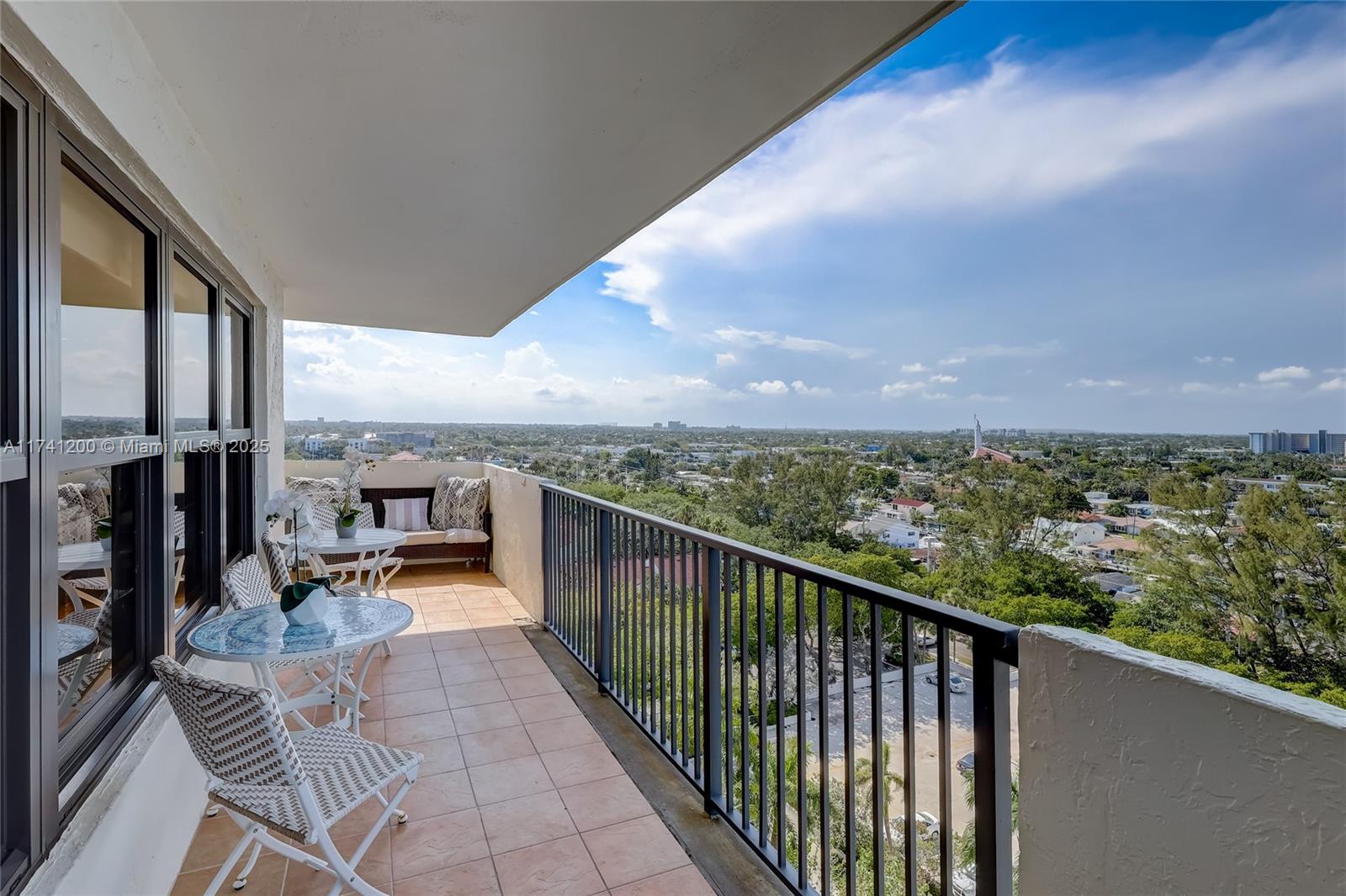 Tower at Port Royale - Residential