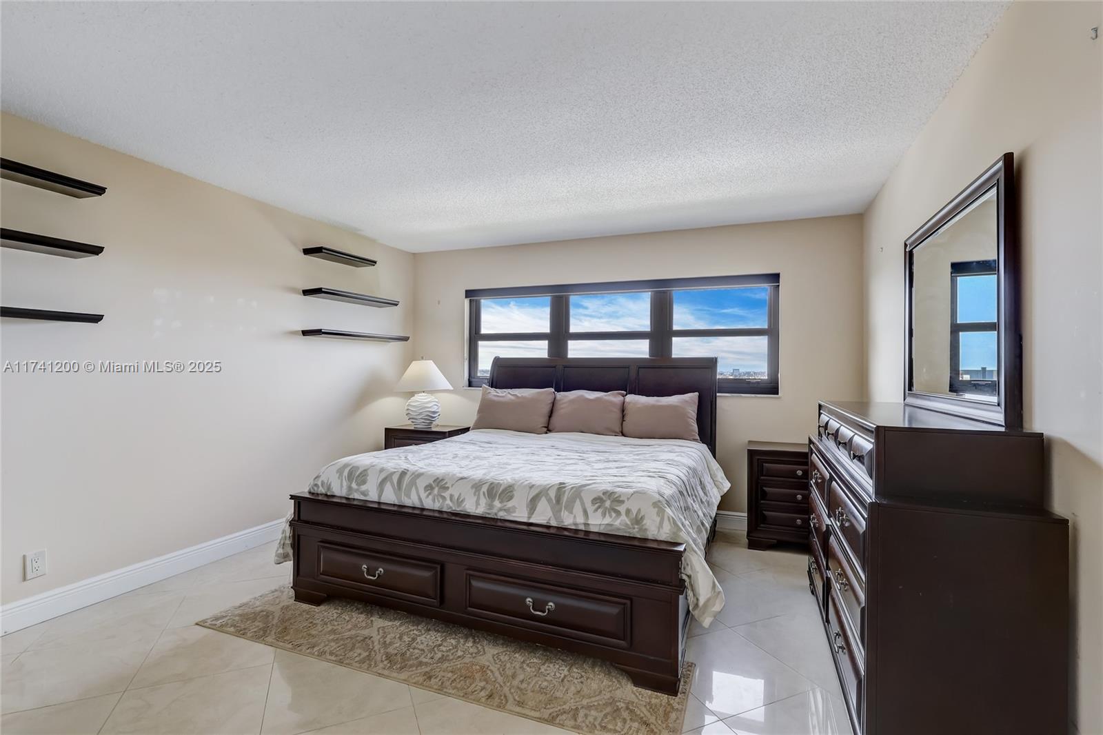 Tower at Port Royale - Residential