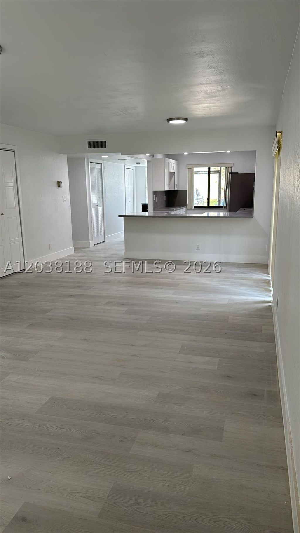 Photo of 331 Lakeview Dr #101, Weston, FL 33326 (MLS # A12038188)