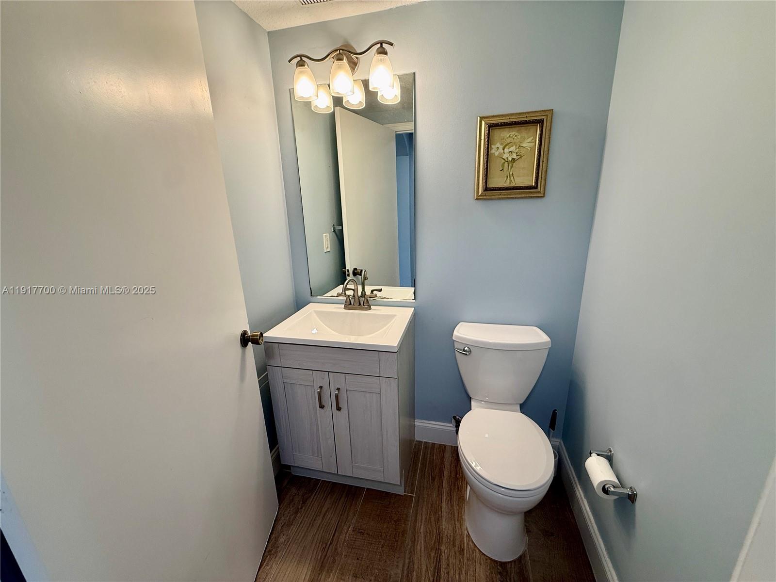 VILLAS AT HARBOR ISLES CO - Residential Lease