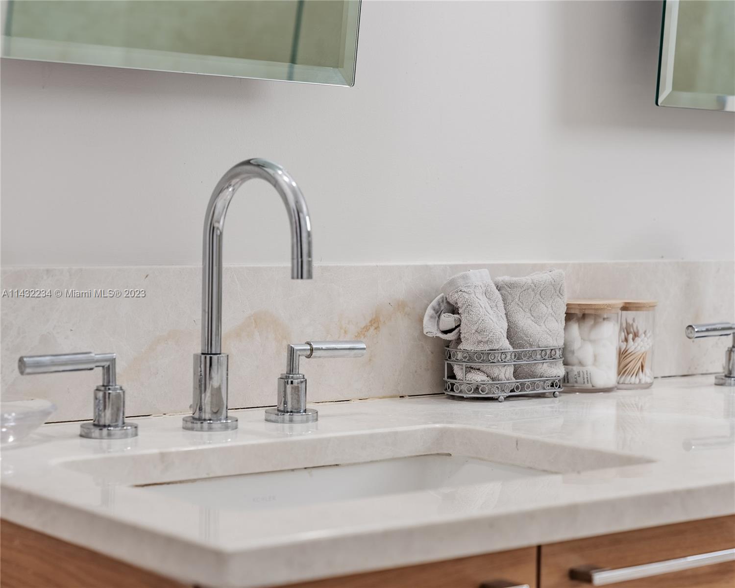 JADE BEACH CONDO - Residential