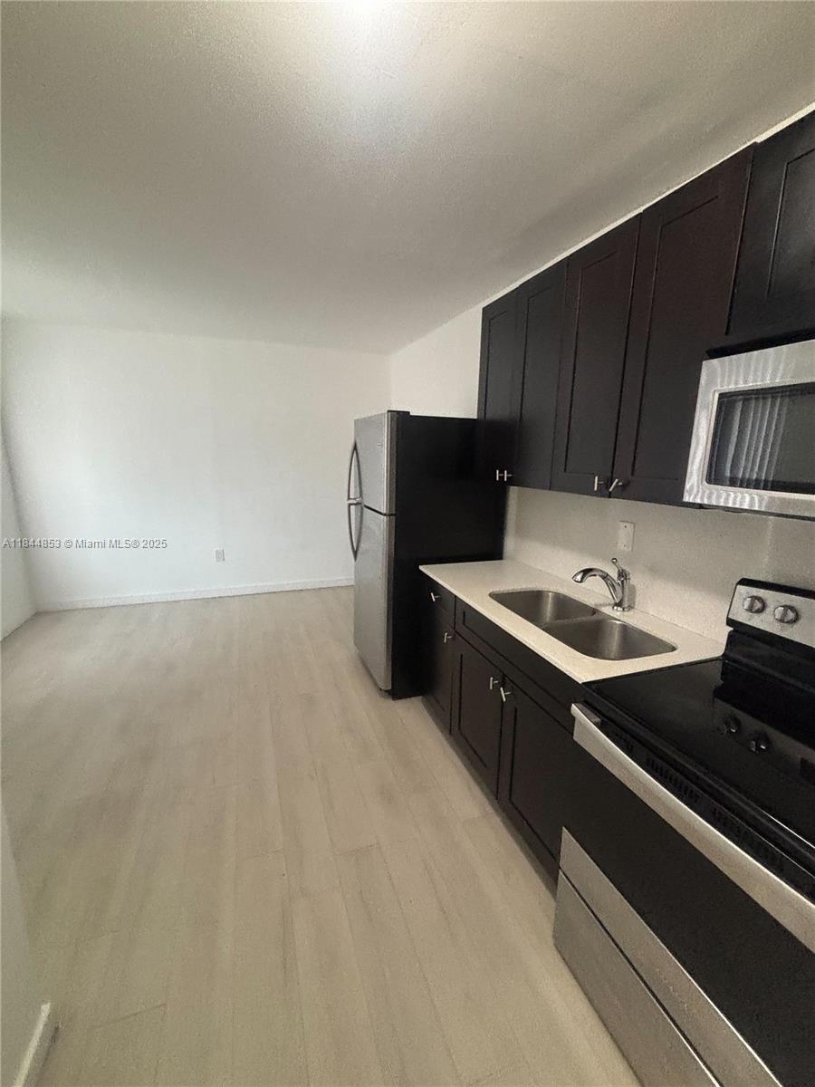 Renovated 1 Bed / 1 Bath Apartment in Little Havana
Located in the vibrant Little Havana neighborhood, this apartment offers easy access to cultural attractions, dining, and entertainment options. Its proximity to Brickell and Downtown Miami makes it ideal for professionals seeking a convenient urban lifestyle. Located near Marlins Park, Brickell, Downtown, and major transportation hubs
Features & Amenities
- Fully renovated unit with modern finishes
- Impact-resistant windows for added safety
- Stainless steel appliances, including electric range and refrigerator
- Wall unit air conditioning
- Assigned parking space
- Shared laundry facilities on-site
- No pets allowed