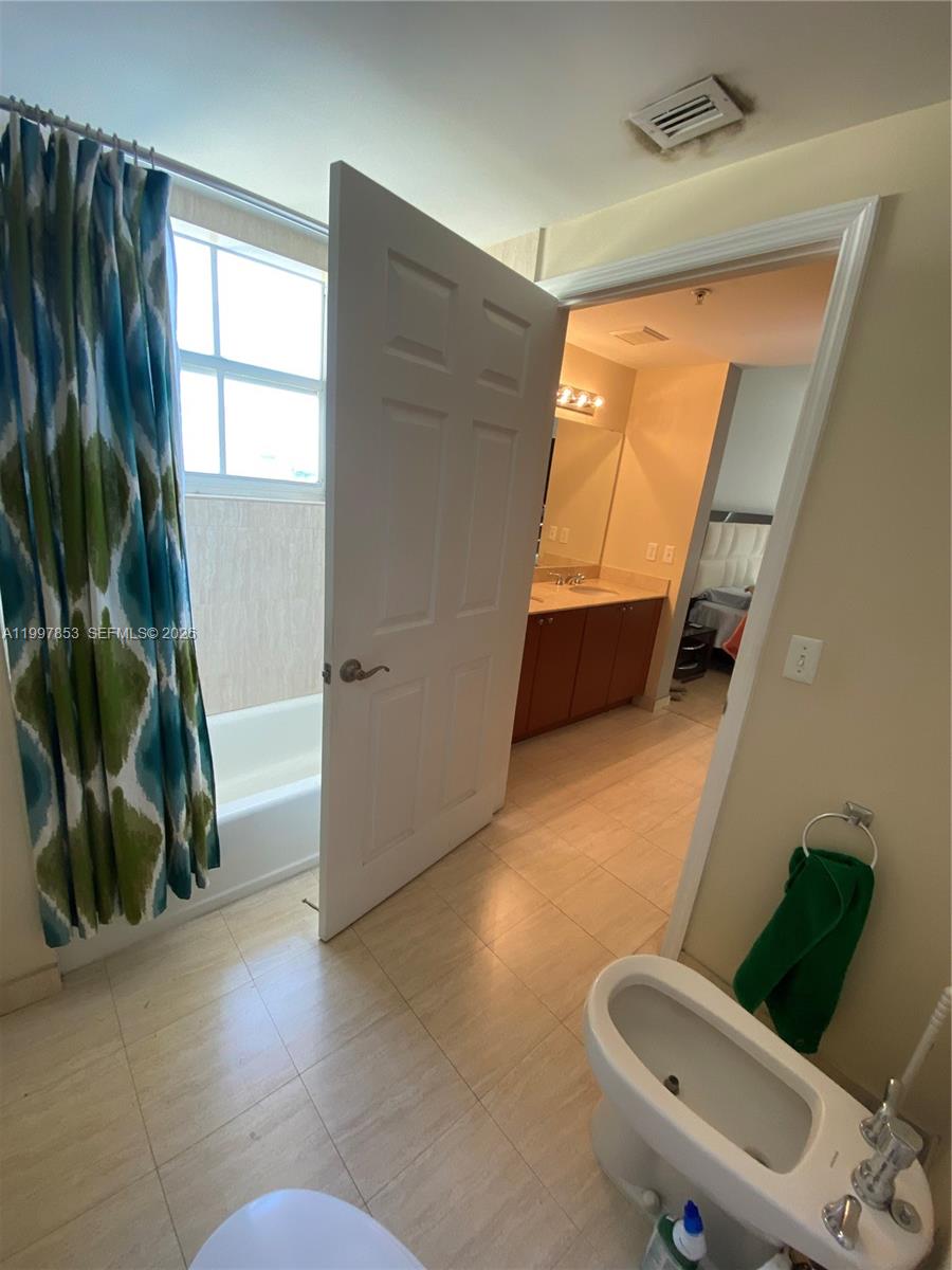 CATALONIA CONDO - Residential Lease