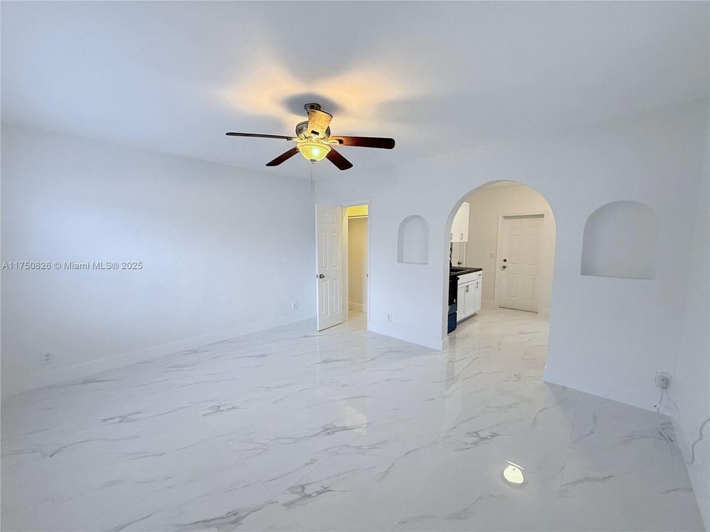 Photo of 1625 S Federal Hwy #3, Lake Worth, FL 33460 (MLS # A11750826)