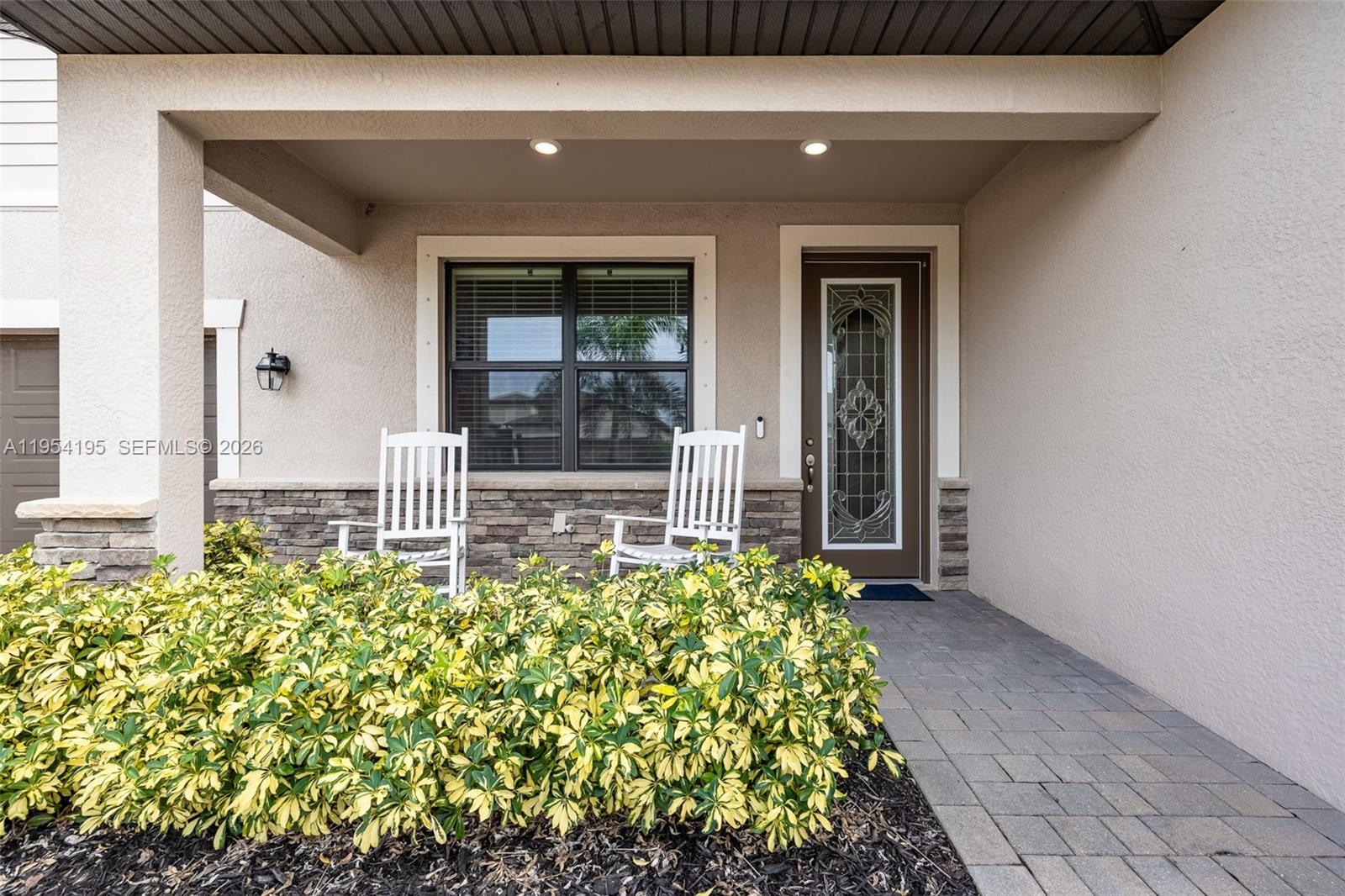 PORTICO - Residential