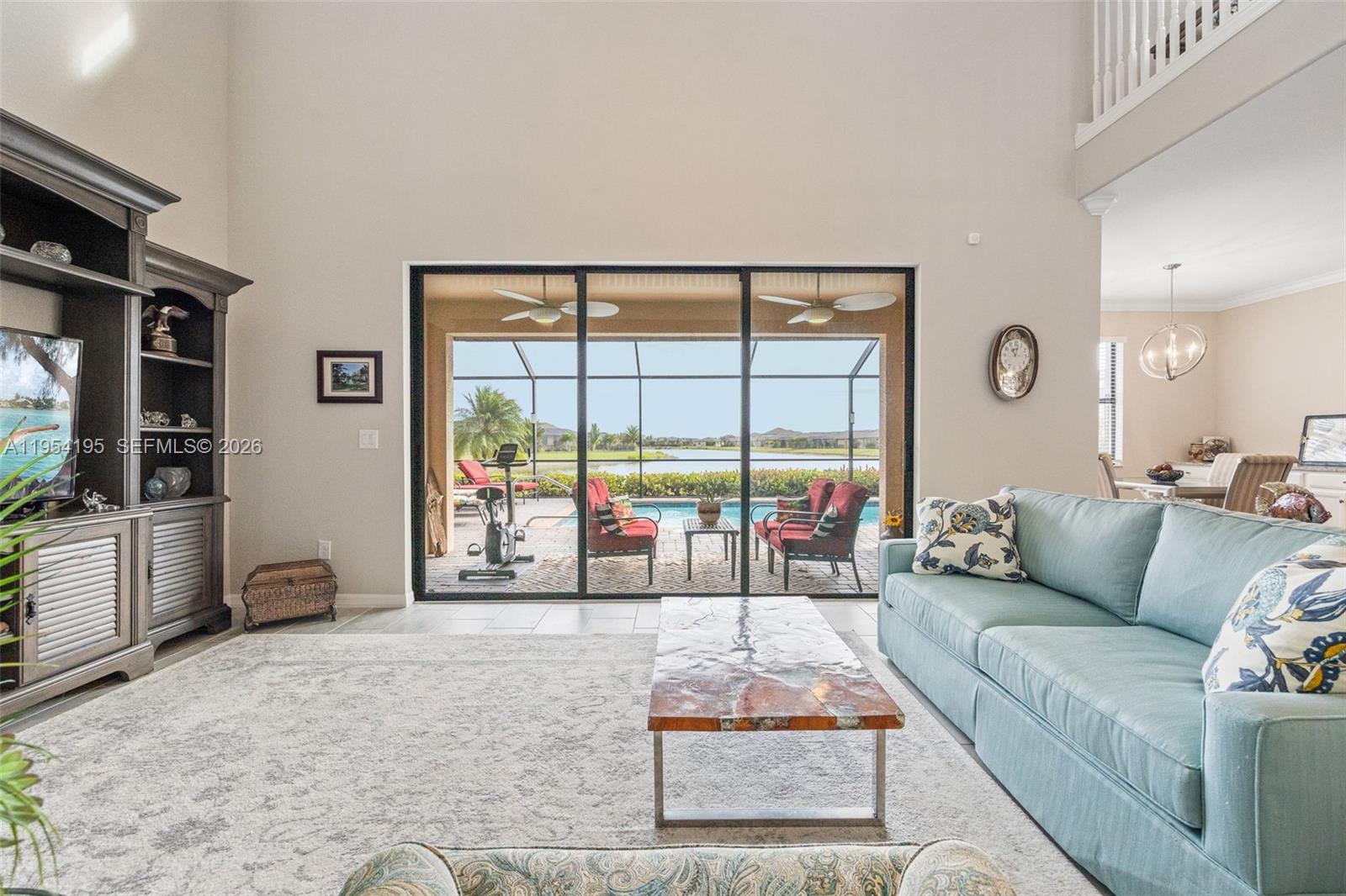 PORTICO - Residential