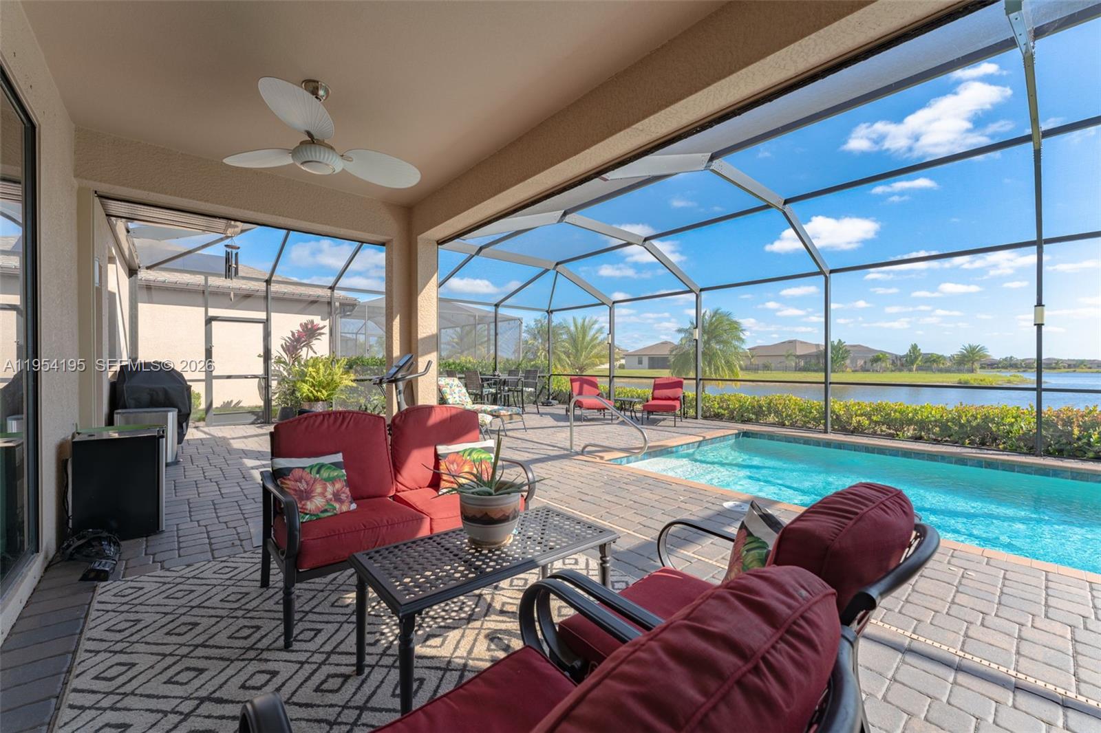 PORTICO - Residential