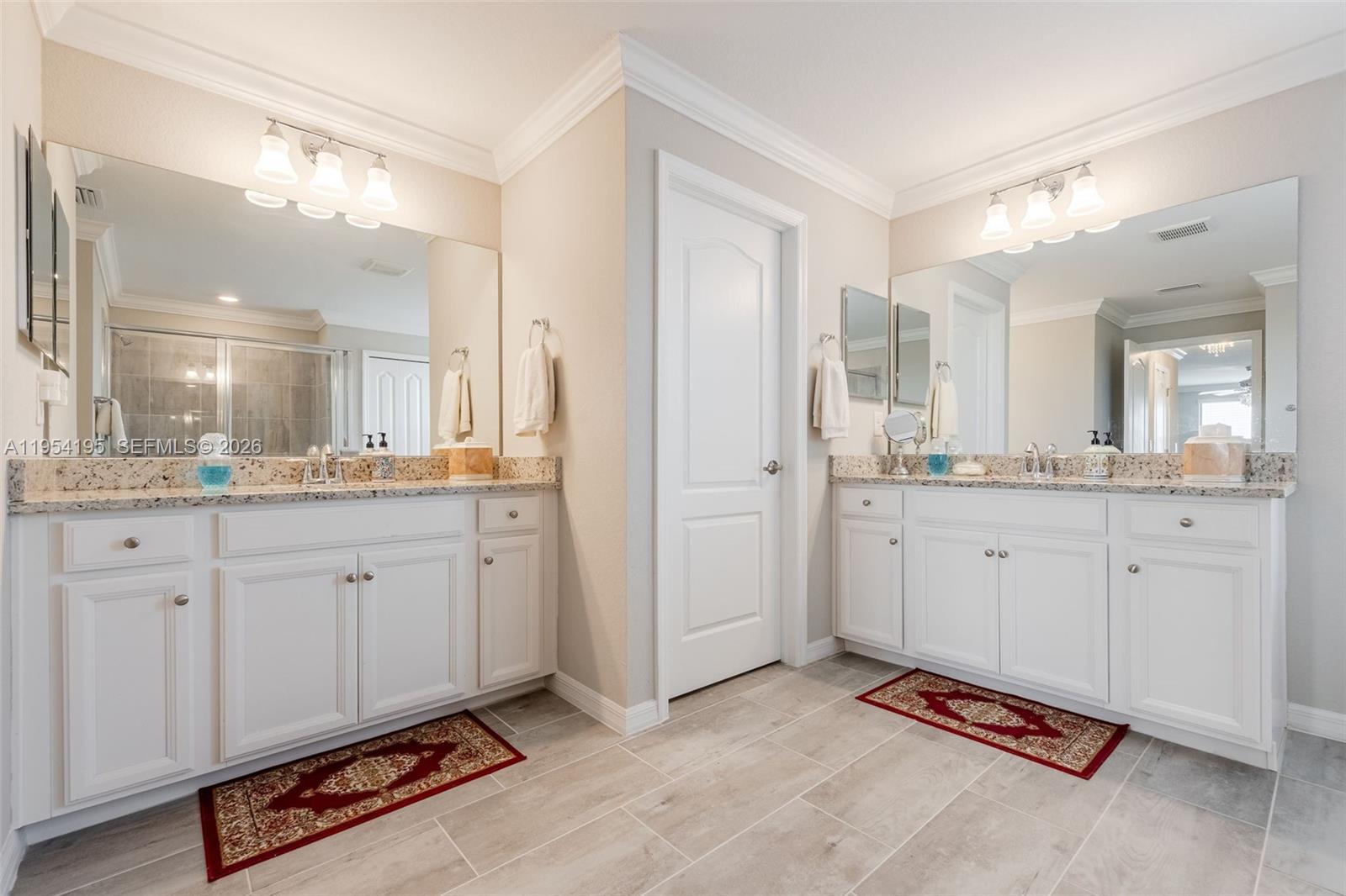 PORTICO - Residential