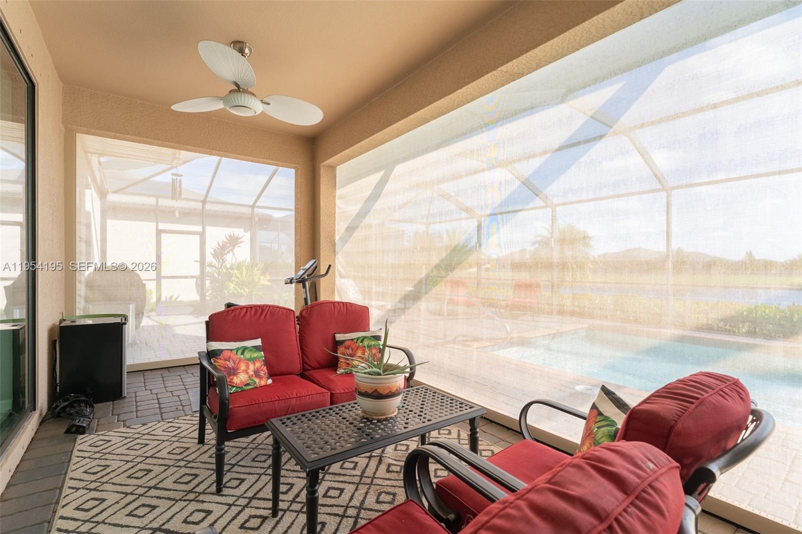 PORTICO - Residential