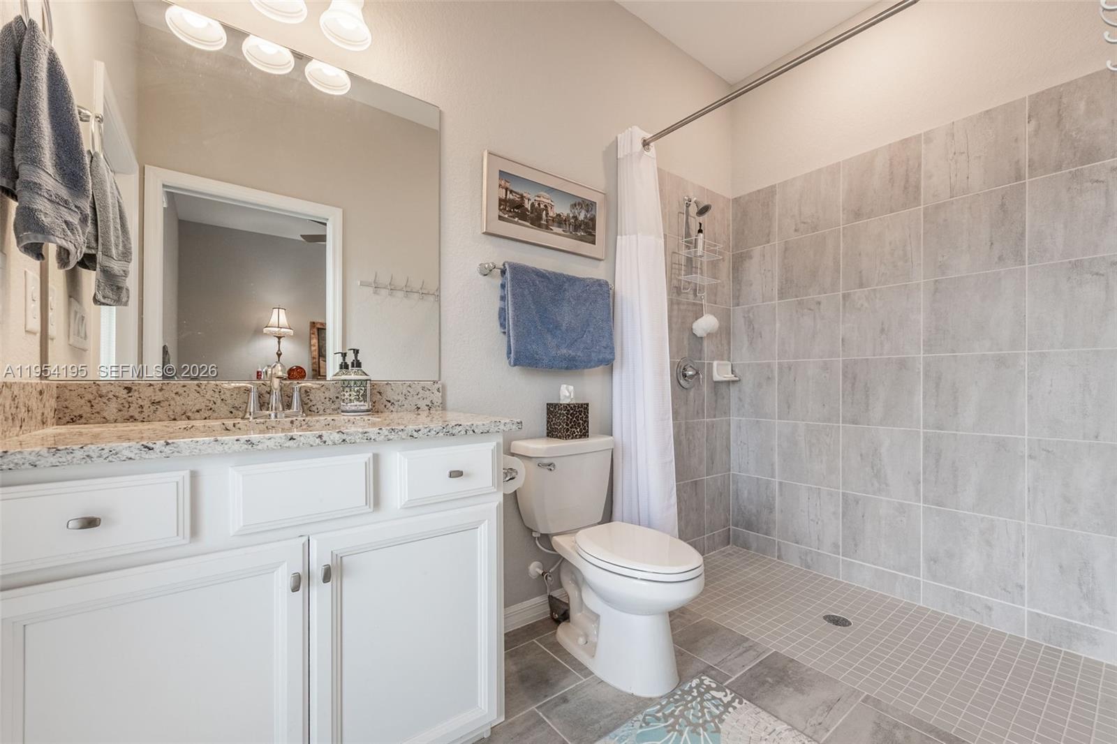 PORTICO - Residential