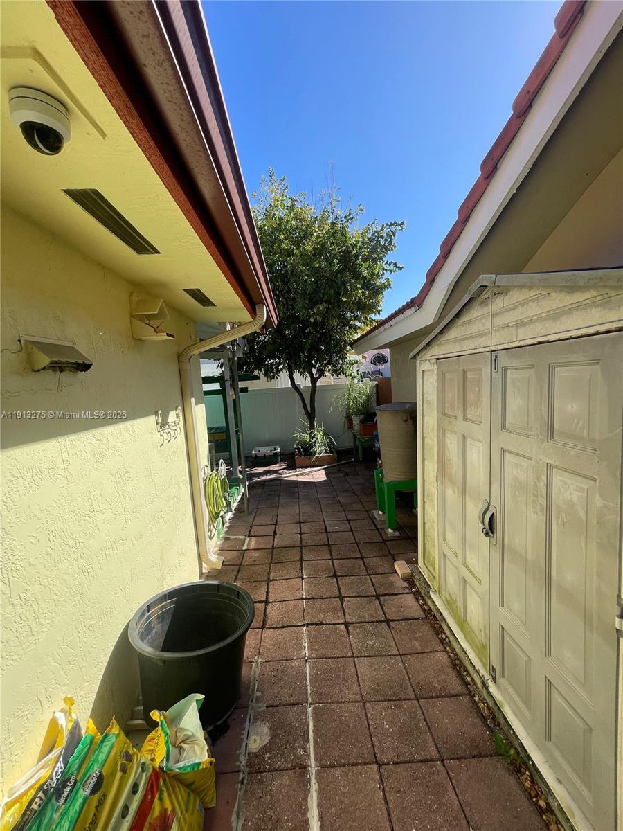 ANGELICA GARDENS AT LAKES - Residential