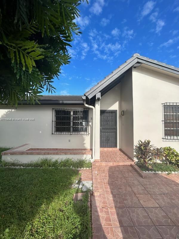 Great home in a quiet neighborhood with great neighbors. Contact Listing Agent to coordinate showings.