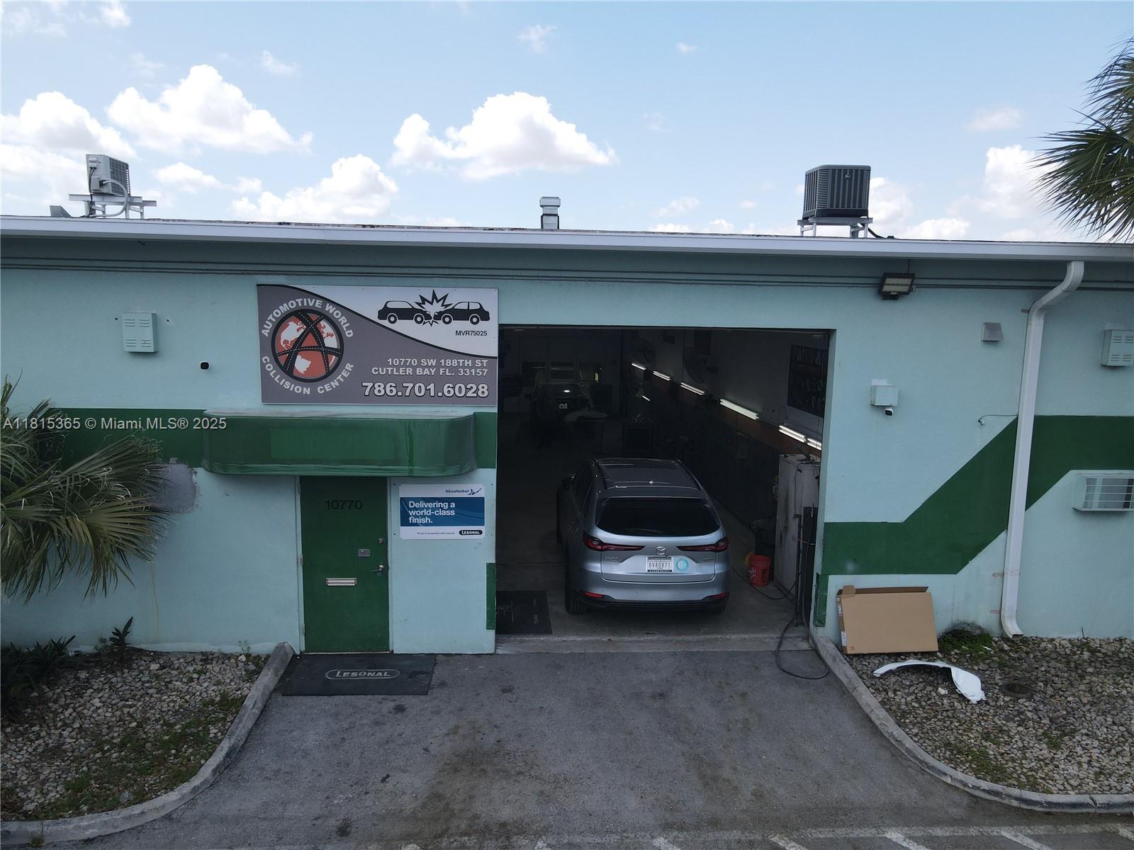 This sale includes a fully operational body shop business with a loyal clientele and a strong reputation in the community. Benefit from established customer relationships and a proven business model, making it easier for you to hit the ground running.
the sale includes the real estate and the business . both are to be sold together.