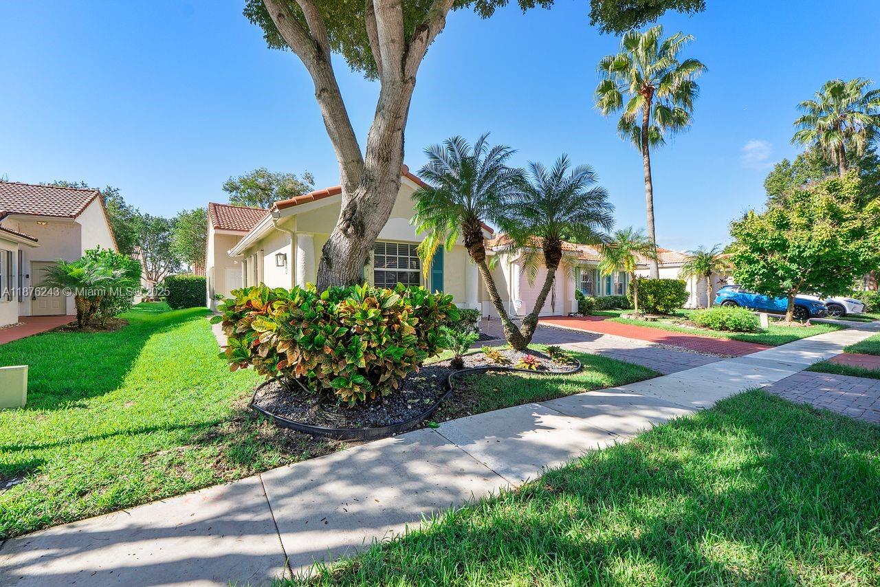 FLORAL LAKES PH 3 AND 4 - Residential