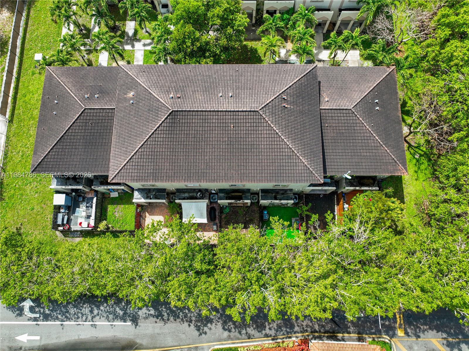 LAKE VUE VILLAS CONDO - Residential