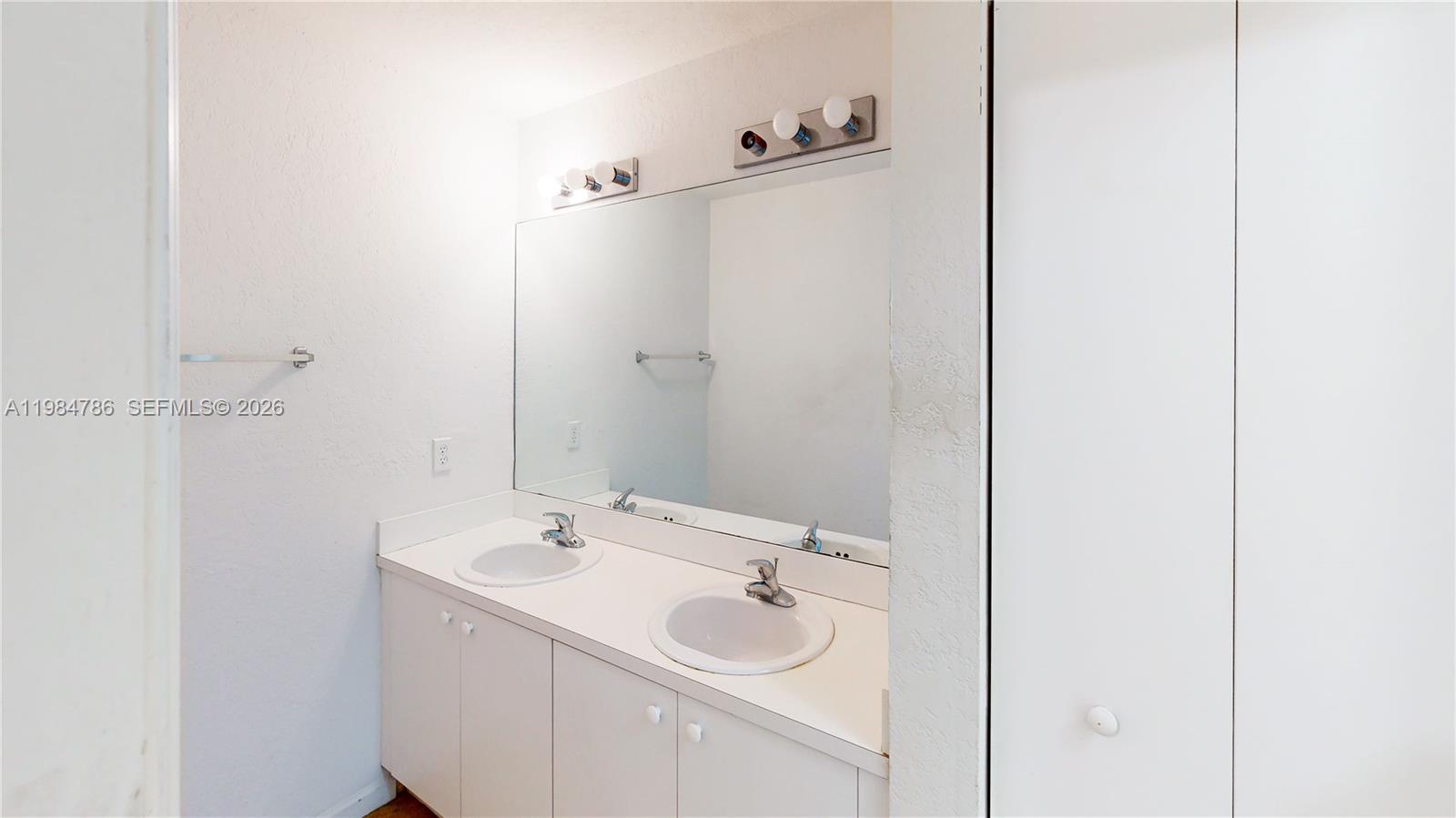 LAKE VUE VILLAS CONDO - Residential