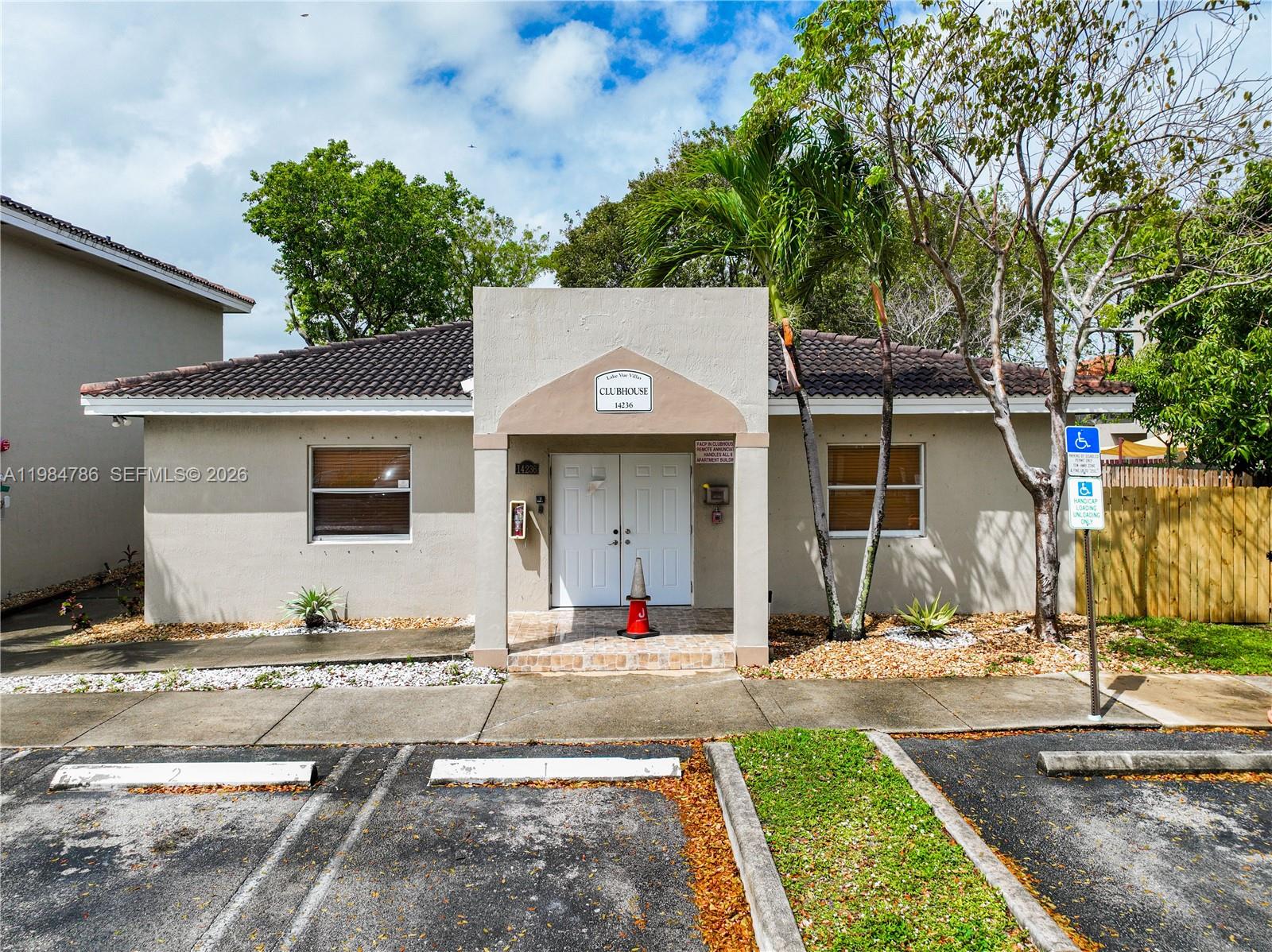 LAKE VUE VILLAS CONDO - Residential