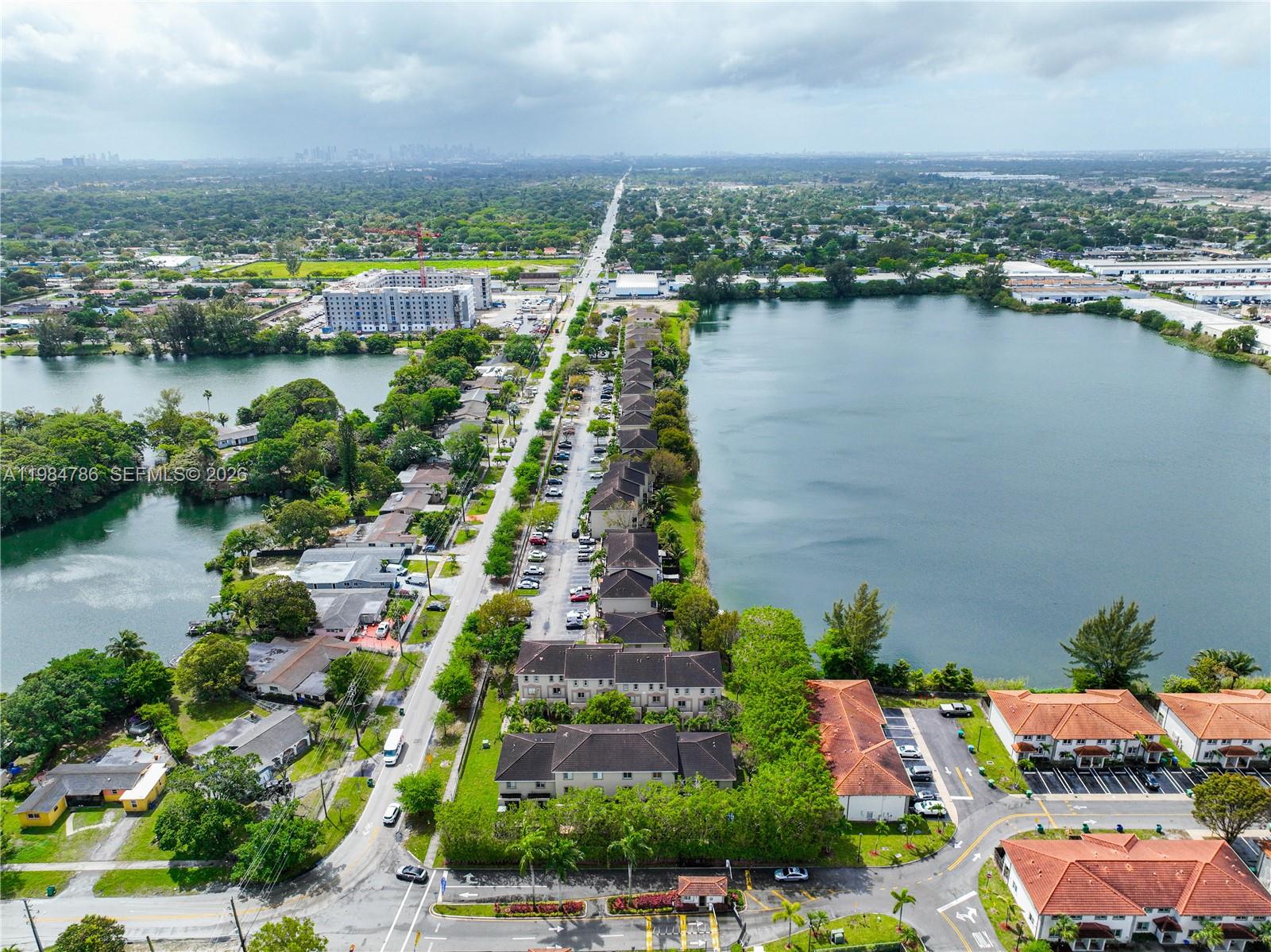 LAKE VUE VILLAS CONDO - Residential