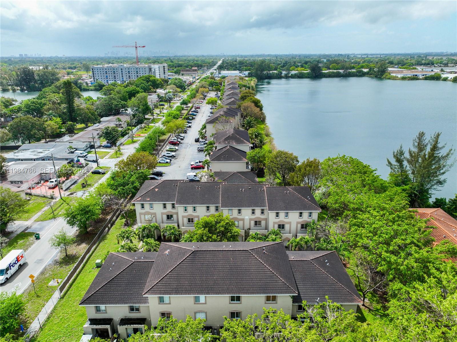 LAKE VUE VILLAS CONDO - Residential