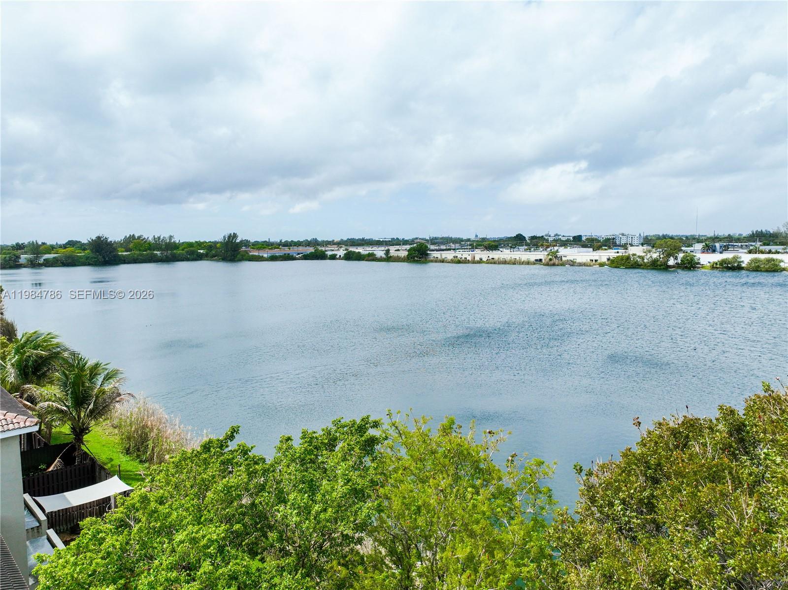 LAKE VUE VILLAS CONDO - Residential