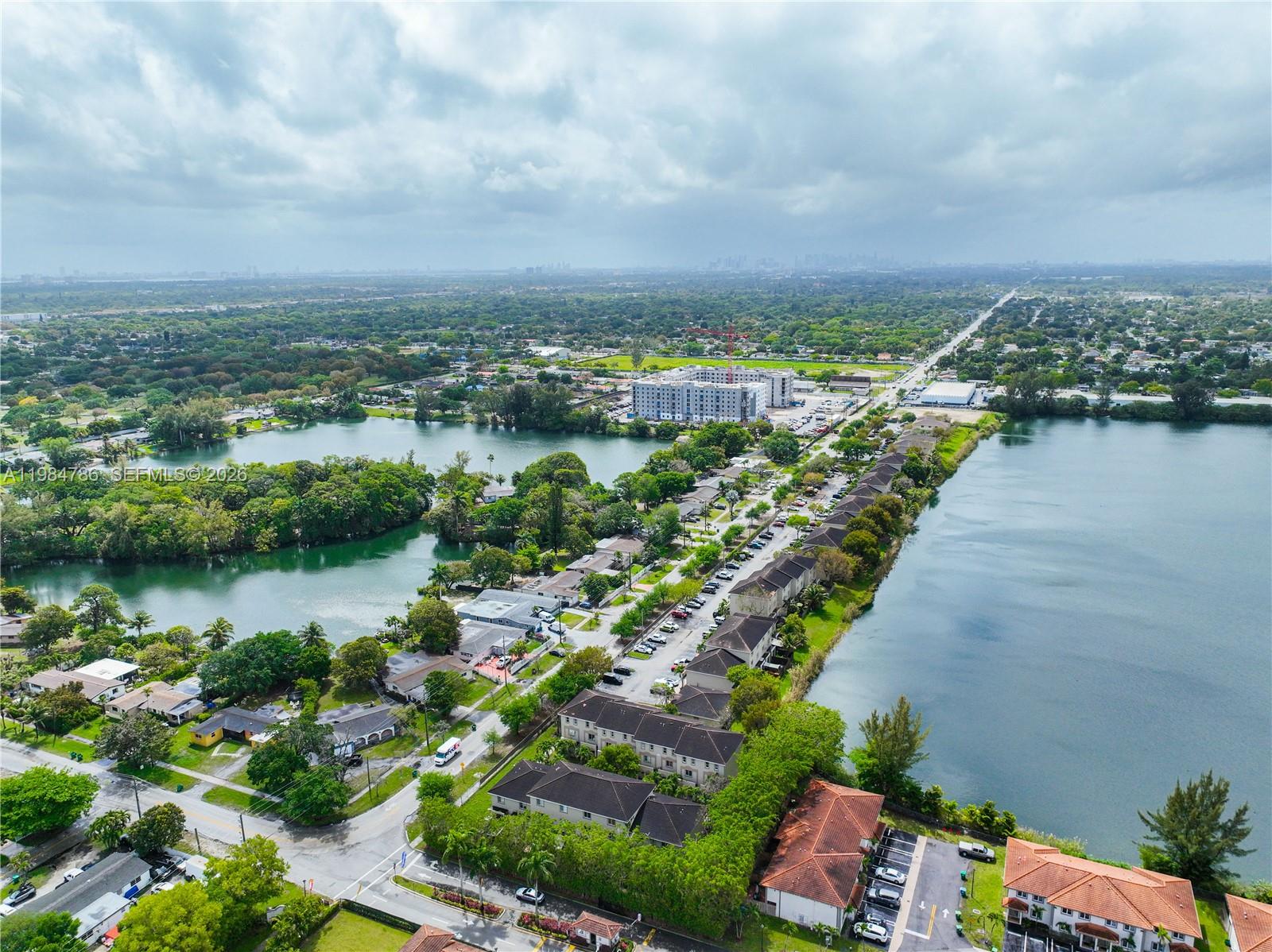 LAKE VUE VILLAS CONDO - Residential