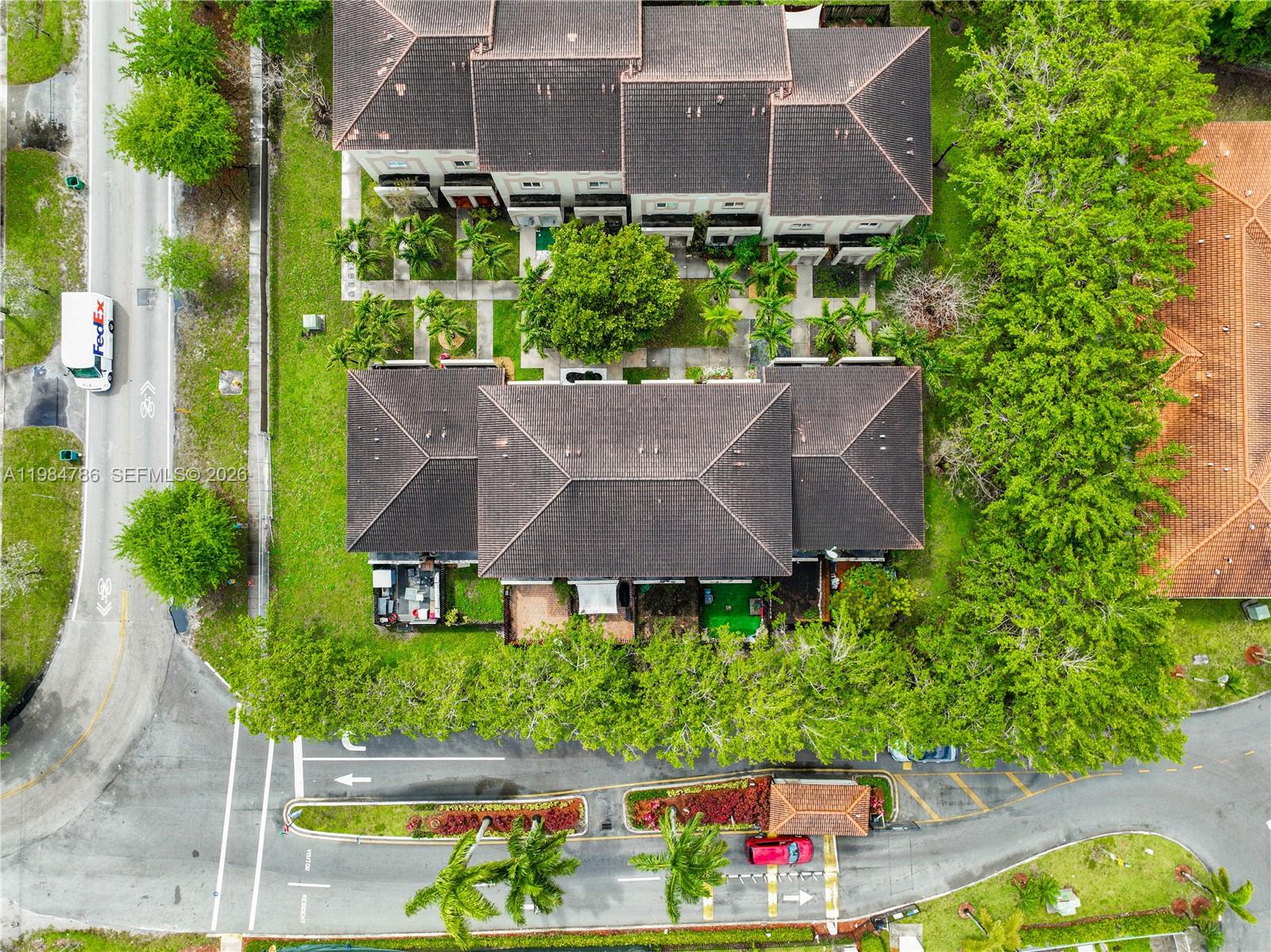 LAKE VUE VILLAS CONDO - Residential