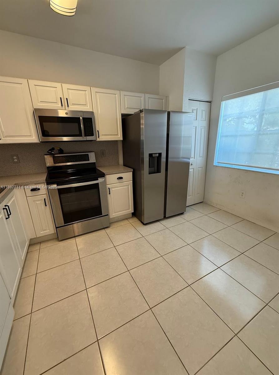 KINGS POINT COMMERCIAL PA - Residential