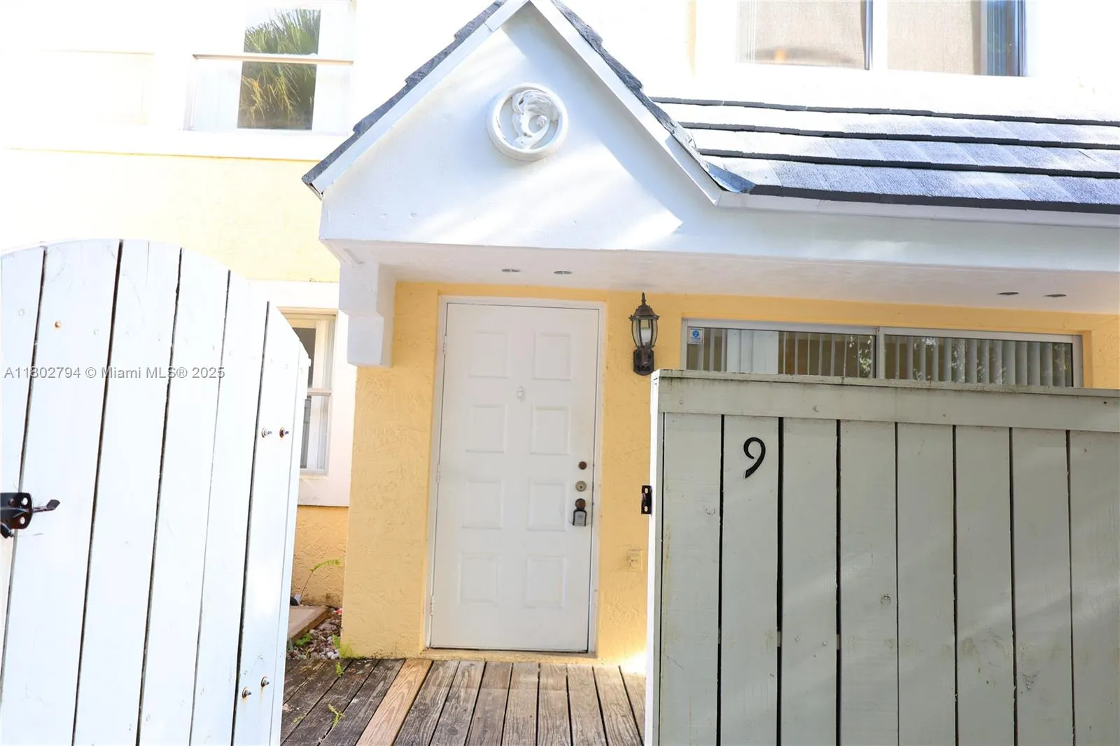 Miami, Florida 33155, United States, 2 Bedrooms Bedrooms, ,3 BathroomsBathrooms,Residential,Active,130131