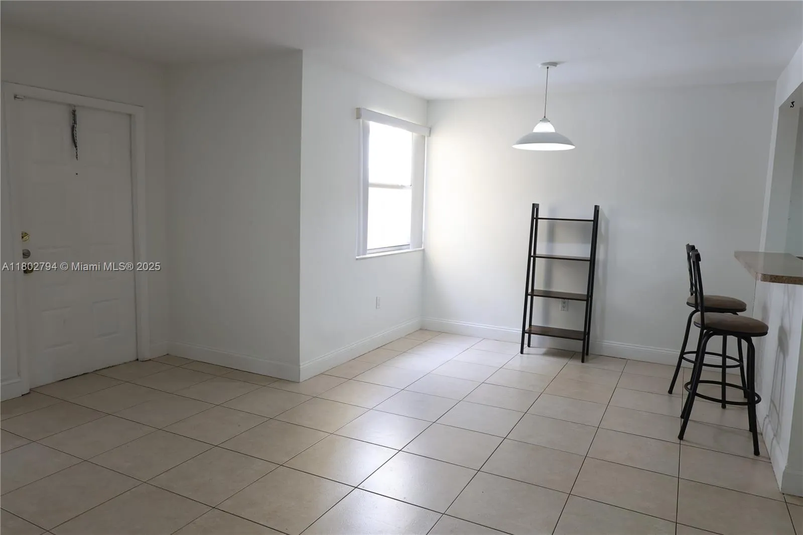 Miami, Florida 33155, United States, 2 Bedrooms Bedrooms, ,3 BathroomsBathrooms,Residential,Active,130131