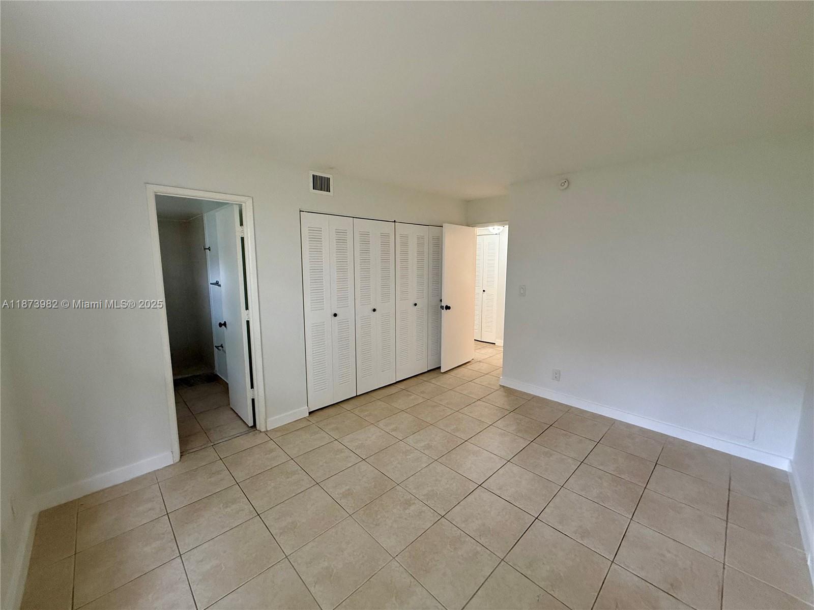 GARDENS NORTH TEN CONDO - Residential Lease