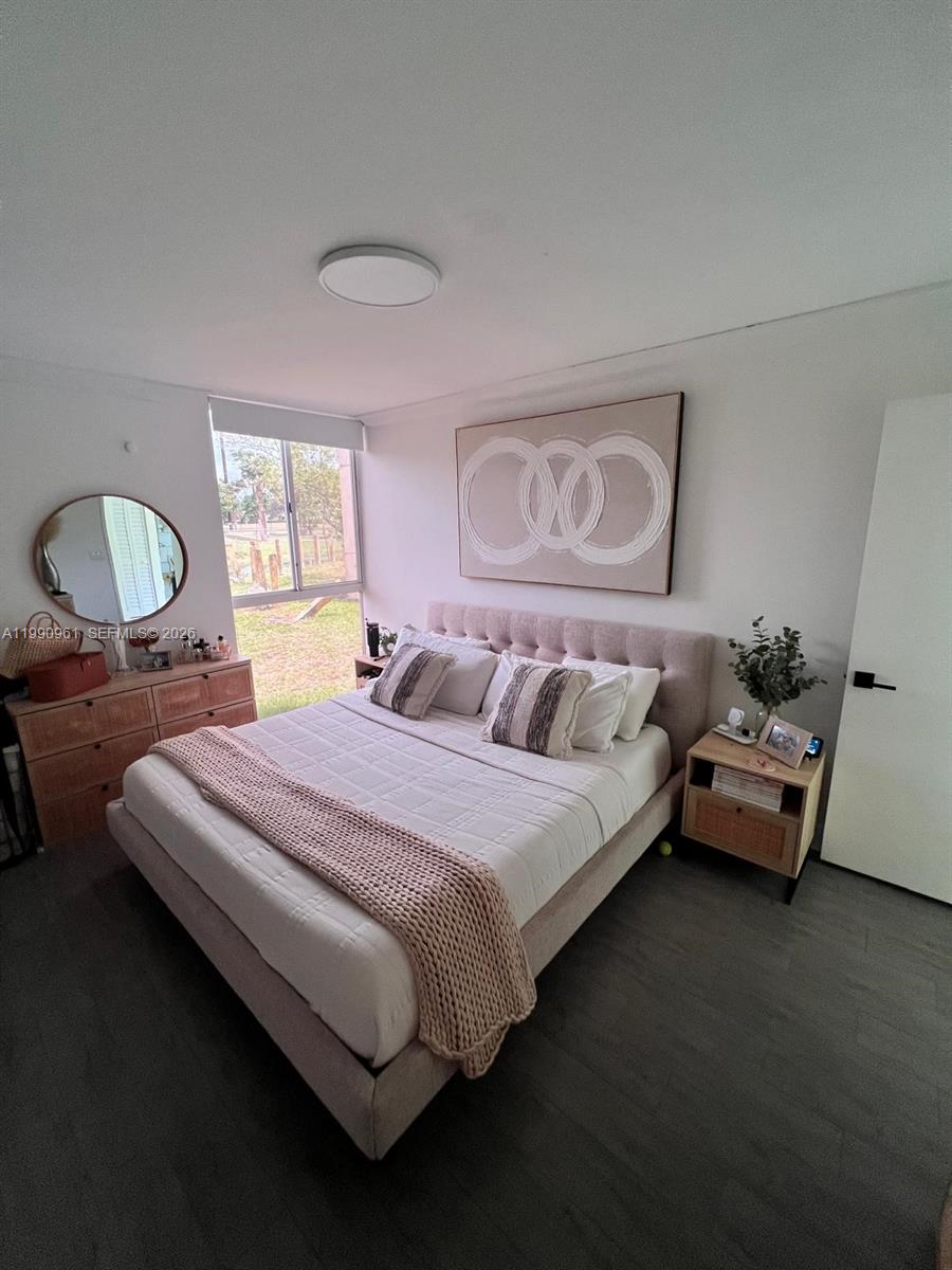 LAS BRISAS@ COUNTRY CLUB - Residential