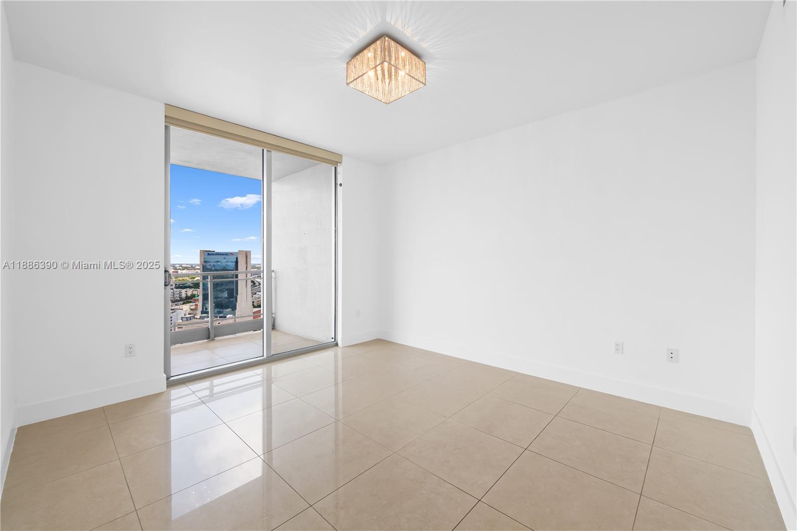 IVY CONDO - Residential