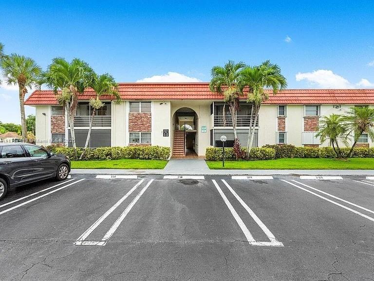 EDGEWOOD CONDOS - Residential