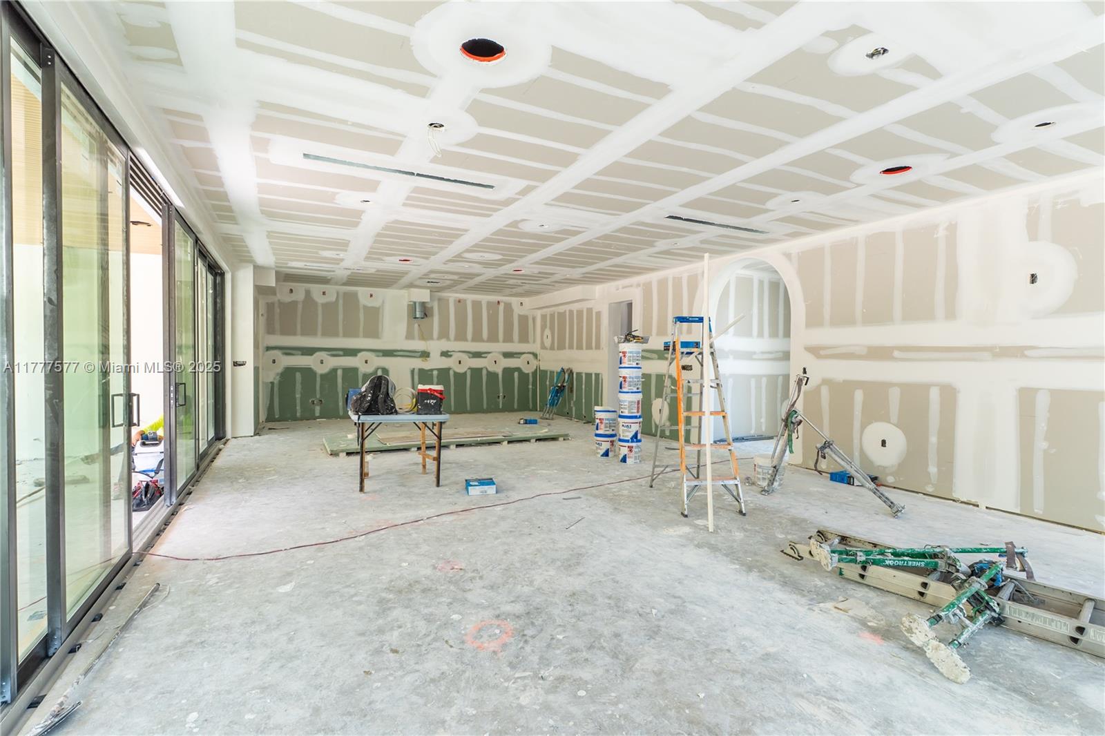 SOUTH MIAMI VILLAS - Residential