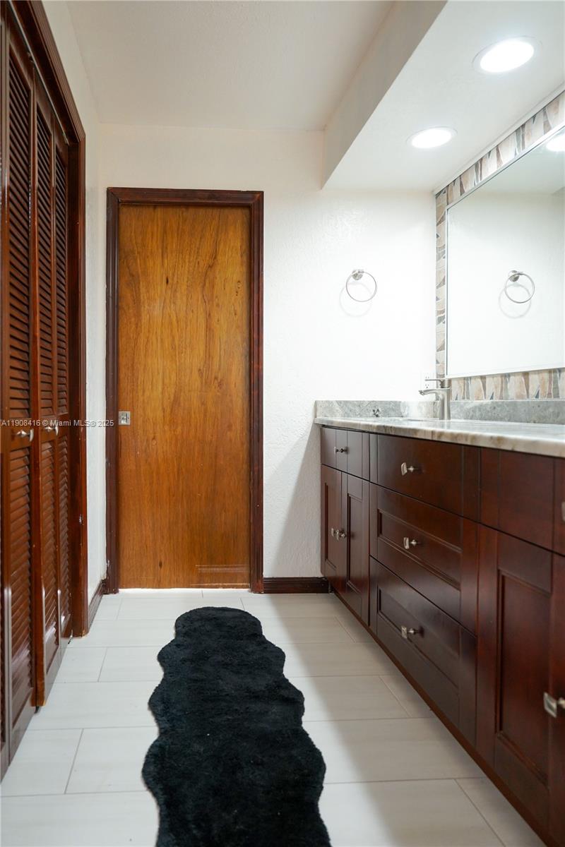 SEC/TWN/RNG/MER:SEC 21 TWN - Residential