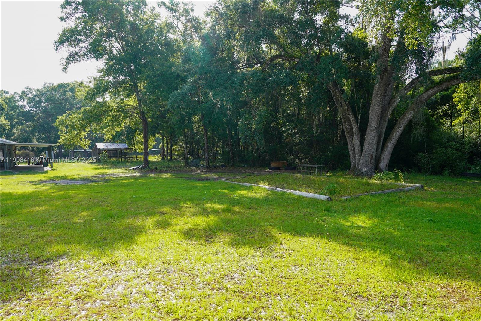 SEC/TWN/RNG/MER:SEC 21 TWN - Residential