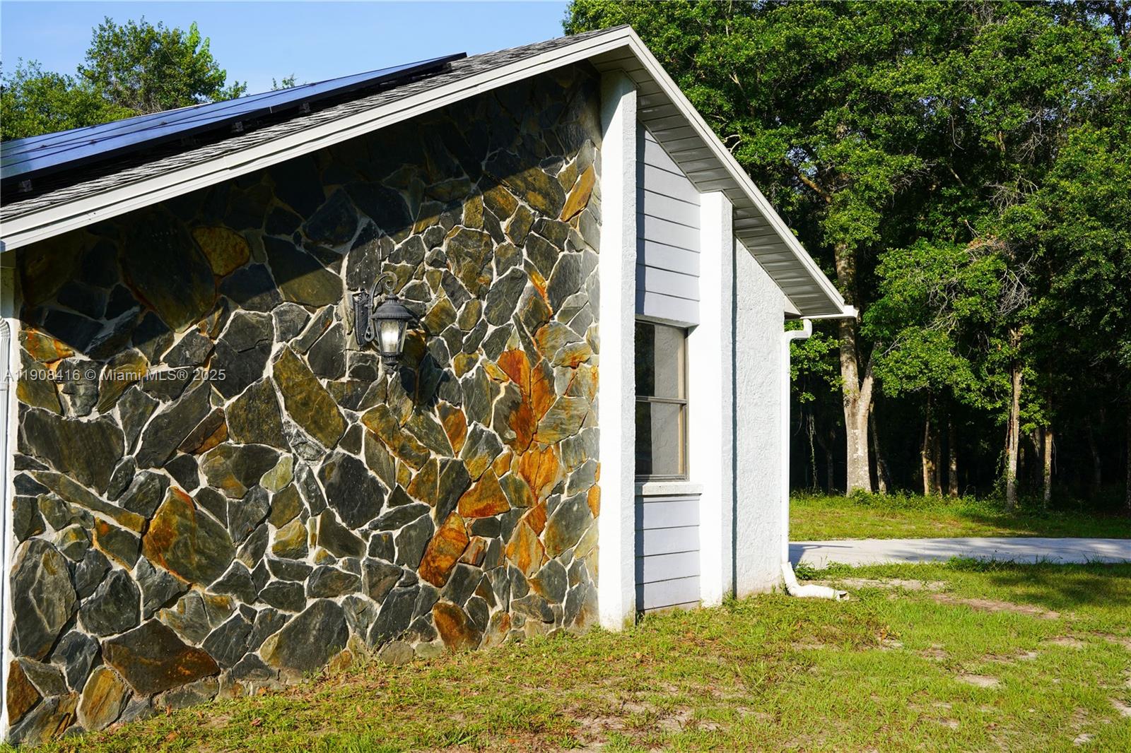 SEC/TWN/RNG/MER:SEC 21 TWN - Residential