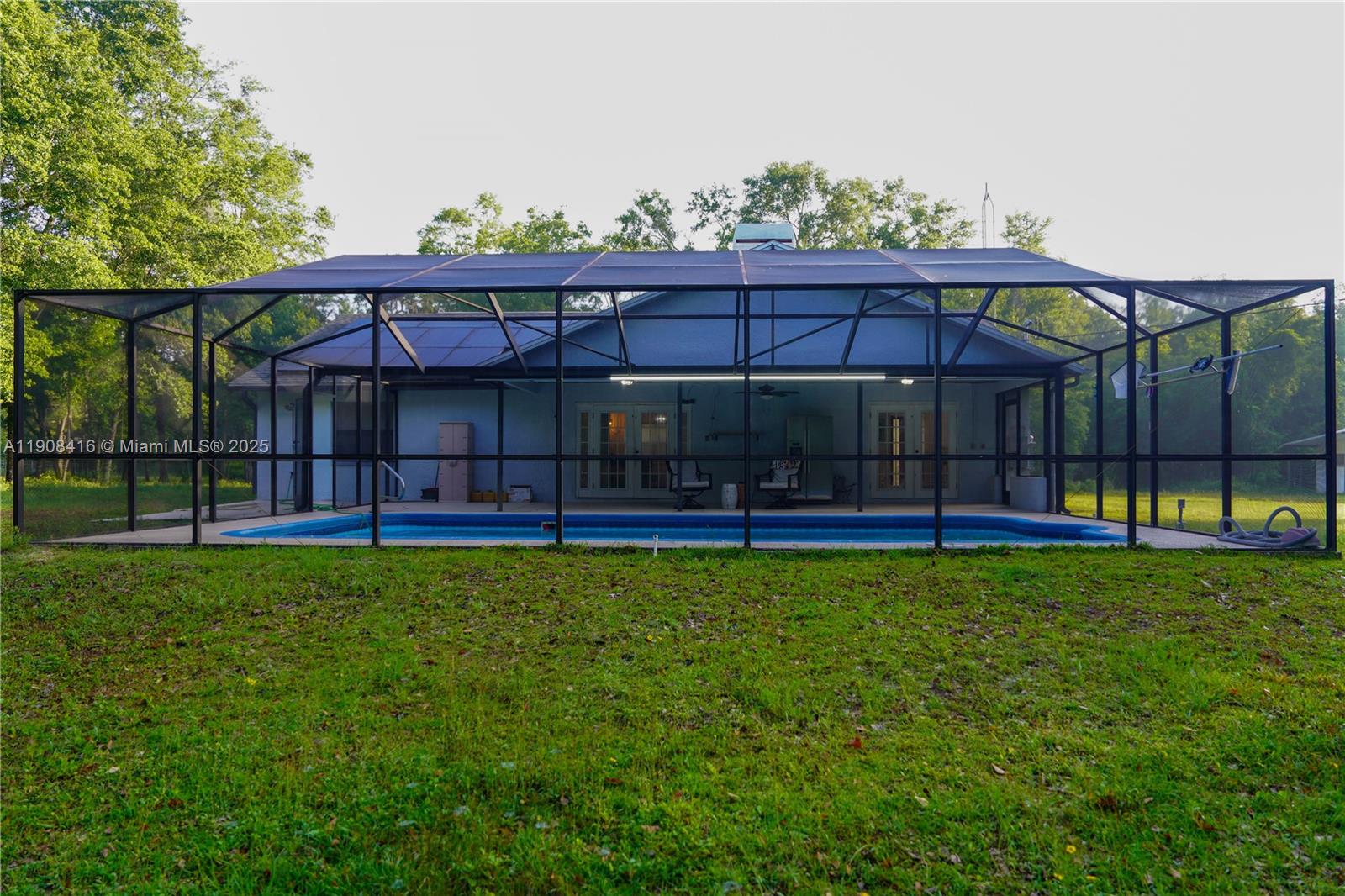 SEC/TWN/RNG/MER:SEC 21 TWN - Residential