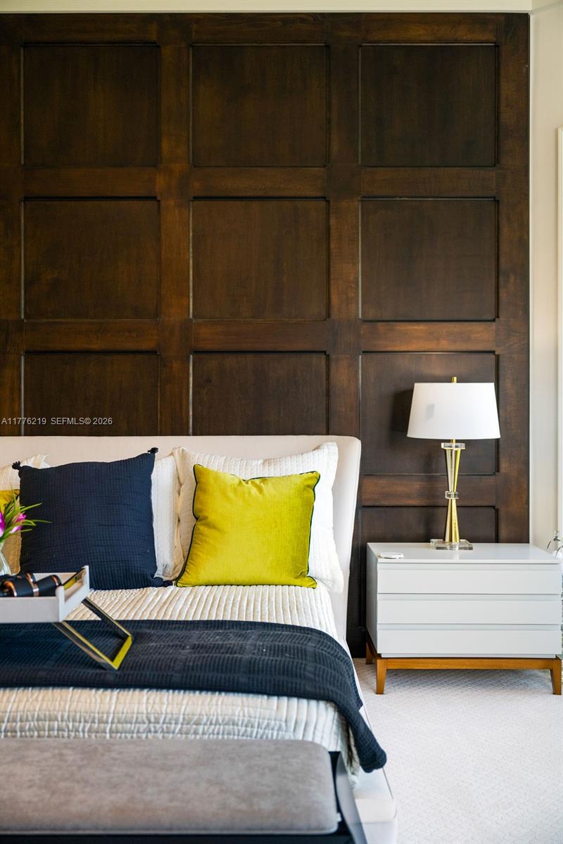 LAKE MAITLAND MANOR - Residential