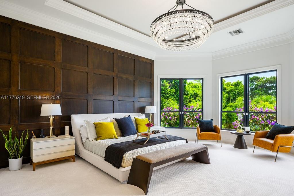 LAKE MAITLAND MANOR - Residential