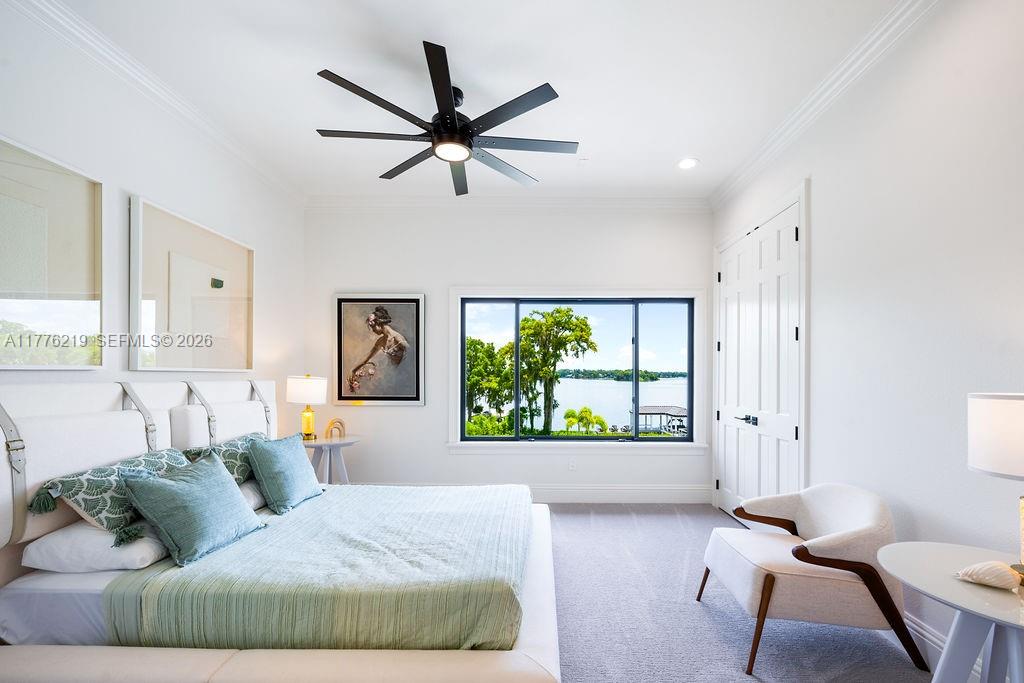 LAKE MAITLAND MANOR - Residential