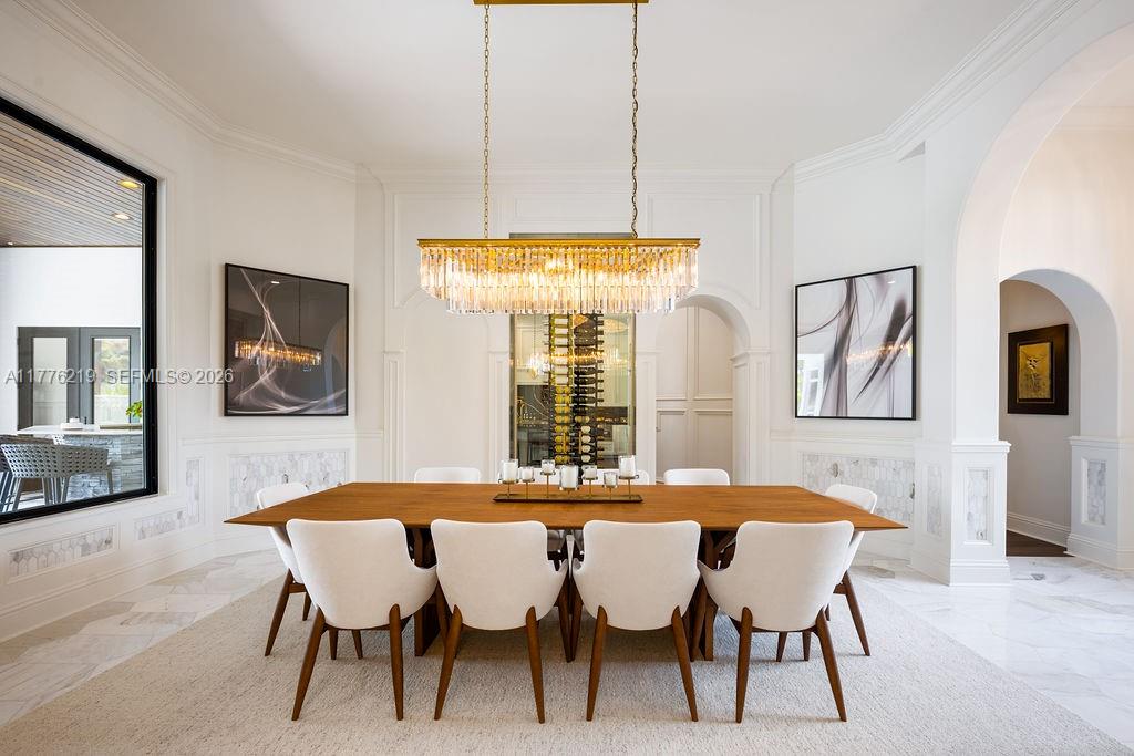 LAKE MAITLAND MANOR - Residential