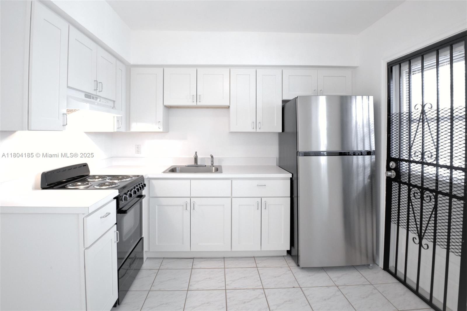 Rental Property at 1570 Nw 2nd St, Miami, Broward County, Florida - Bedrooms: 1 
Bathrooms: 1  - $1,675 MO.