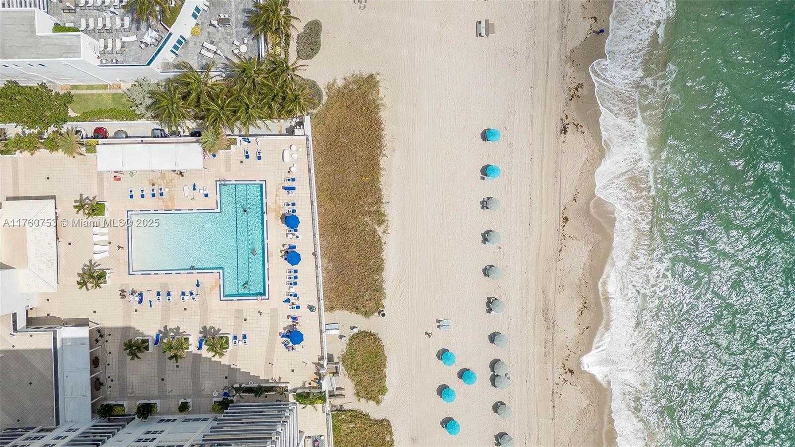 AQUARIUS CONDO - Residential